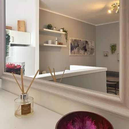 Chic Design Flat In Piero Della Francesca Apartment *
