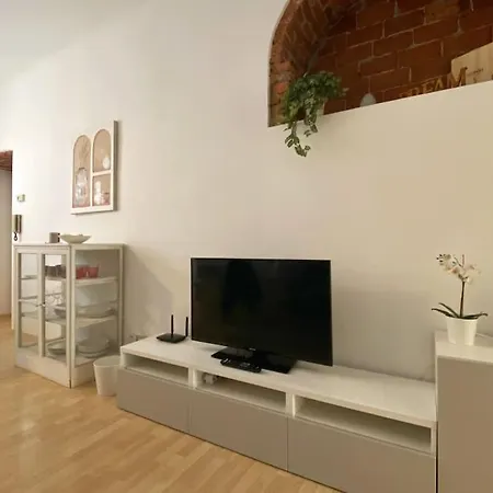 Chic Design Flat In Piero Della Francesca Milan