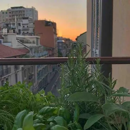 Chic Design Flat - Center & Balcony Appartamento